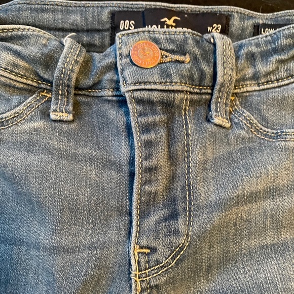 Hollister Low-Rise Jean Jeggings - Picture 4 of 6